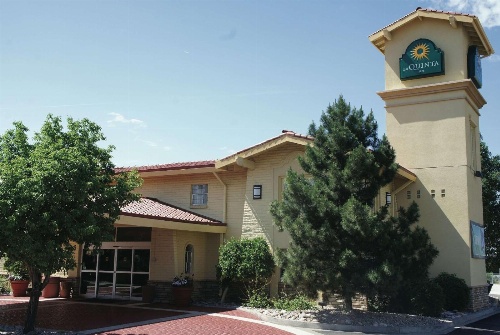 La Quinta Inn by Wyndham Denver Cherry Creek image 1
