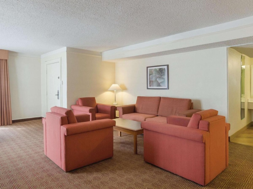 La Quinta Inn by Wyndham Denver Cherry Creek