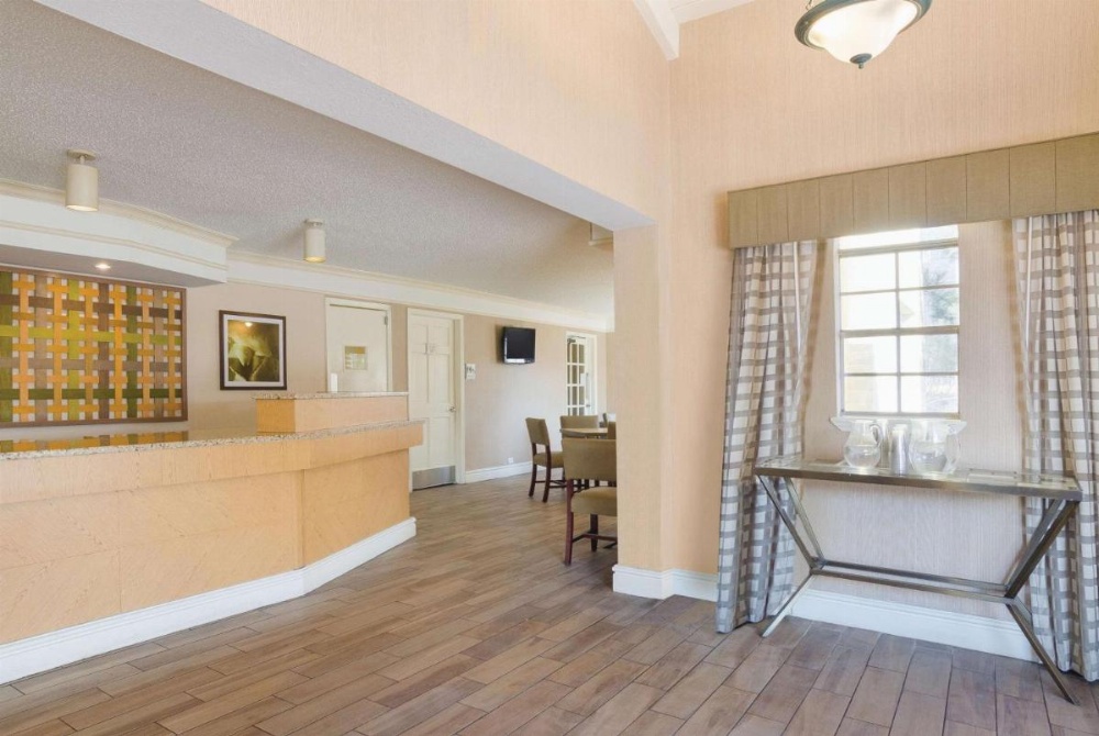 La Quinta Inn by Wyndham Denver Cherry Creek Image 31