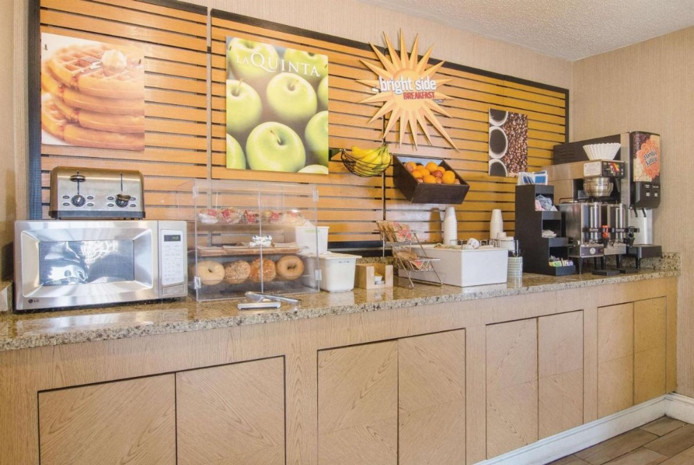 La Quinta Inn by Wyndham Denver Cherry Creek Image 33