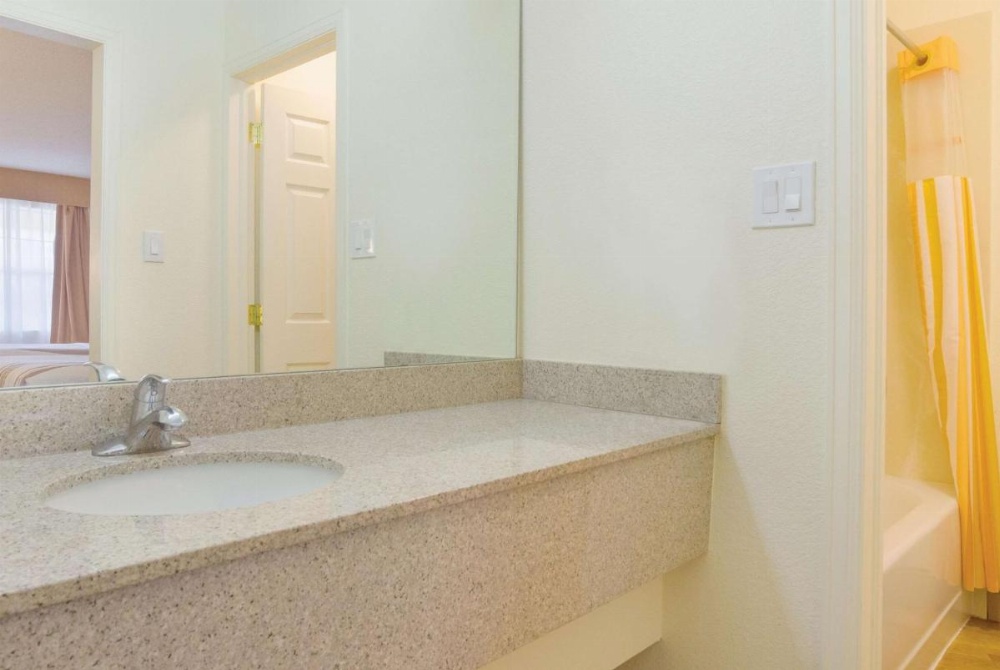 La Quinta Inn by Wyndham Denver Cherry Creek Image 38