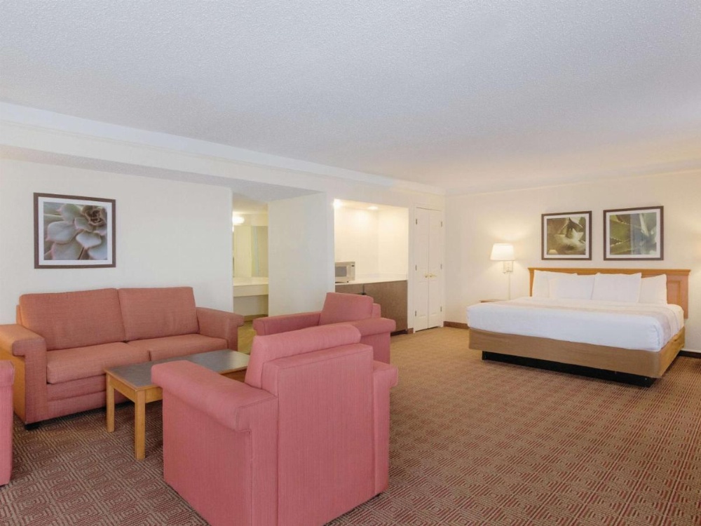 La Quinta Inn by Wyndham Denver Cherry Creek